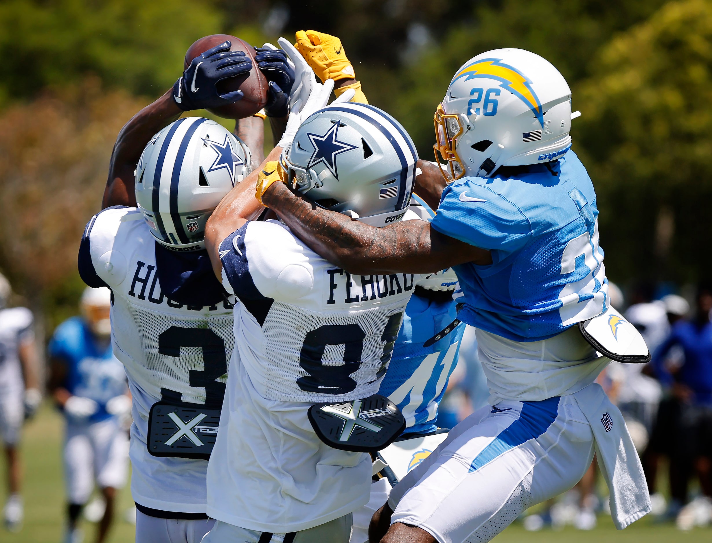 Dallas Cowboys wide receiver Dennis Houston (3) comes down with a Hail Mary pass from...