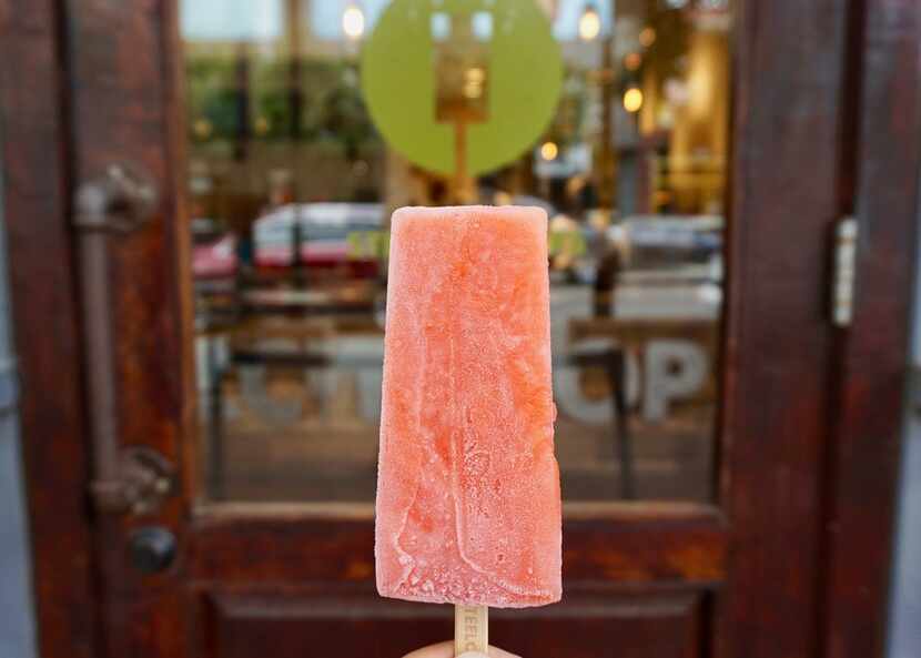 The safest dessert anyone avoiding dairy can eat during the summer? A popsicle. Try this...