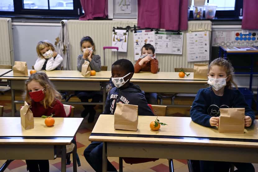 Foto de una escuela primaria en Bélgica, el 6 de diciembre 2021.