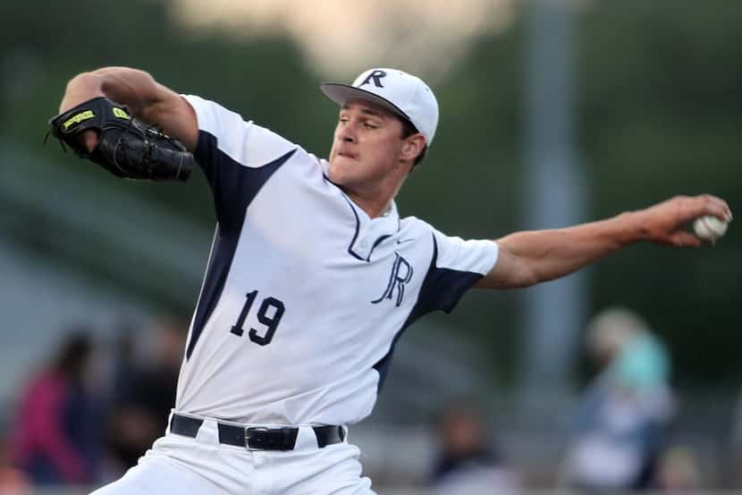 Jesuit pitcher Kyle Muller (19) delivers a pitch to an Irving Nimitz batter during second...