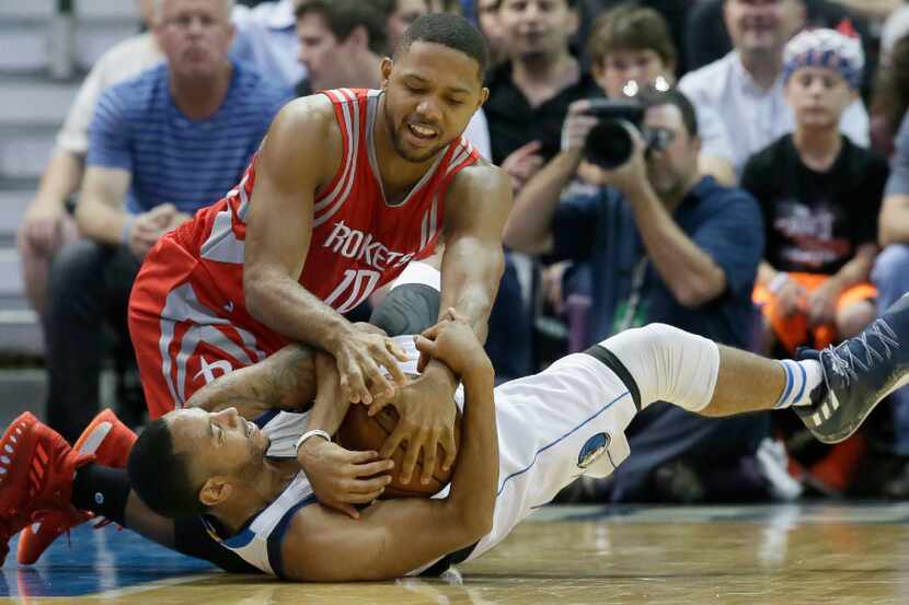 The Mavericks will welcome back the defense and penetration of Devin Harris Wednesday night...