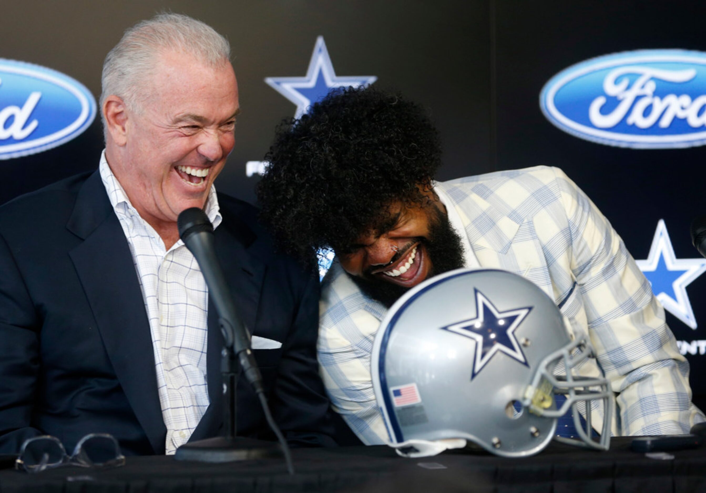 Dallas Cowboys executive vice president Stephen Jones and Dallas Cowboys running back...