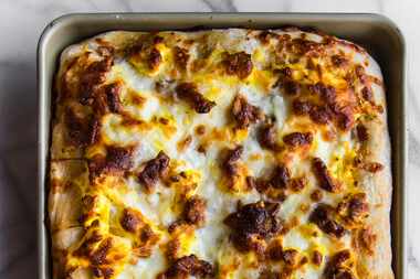 Sheet Pan Breakfast Pizza