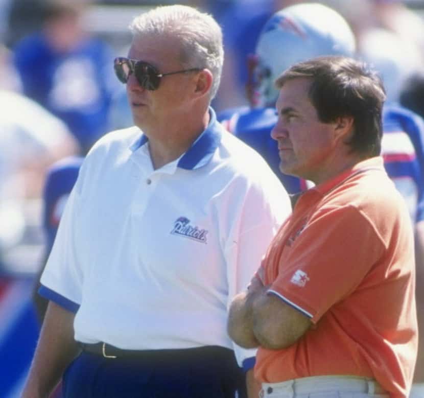 2 Sep 1995:  New England Patriots head coach Bill Parcells (left) and Cleveland Browns head...