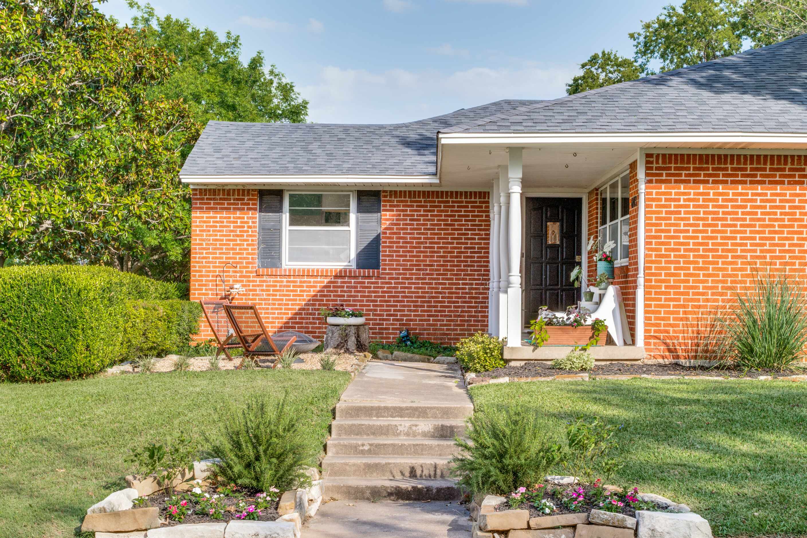 A renovated 1950s home in Old Lake Highlands at 603 Classen Drive has an accessory dwelling...