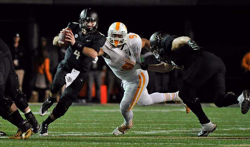 NASHVILLE, TN - NOVEMBER 29:  Quarterback Patton Robinette #4 of the Vanderbilt Commoroders...