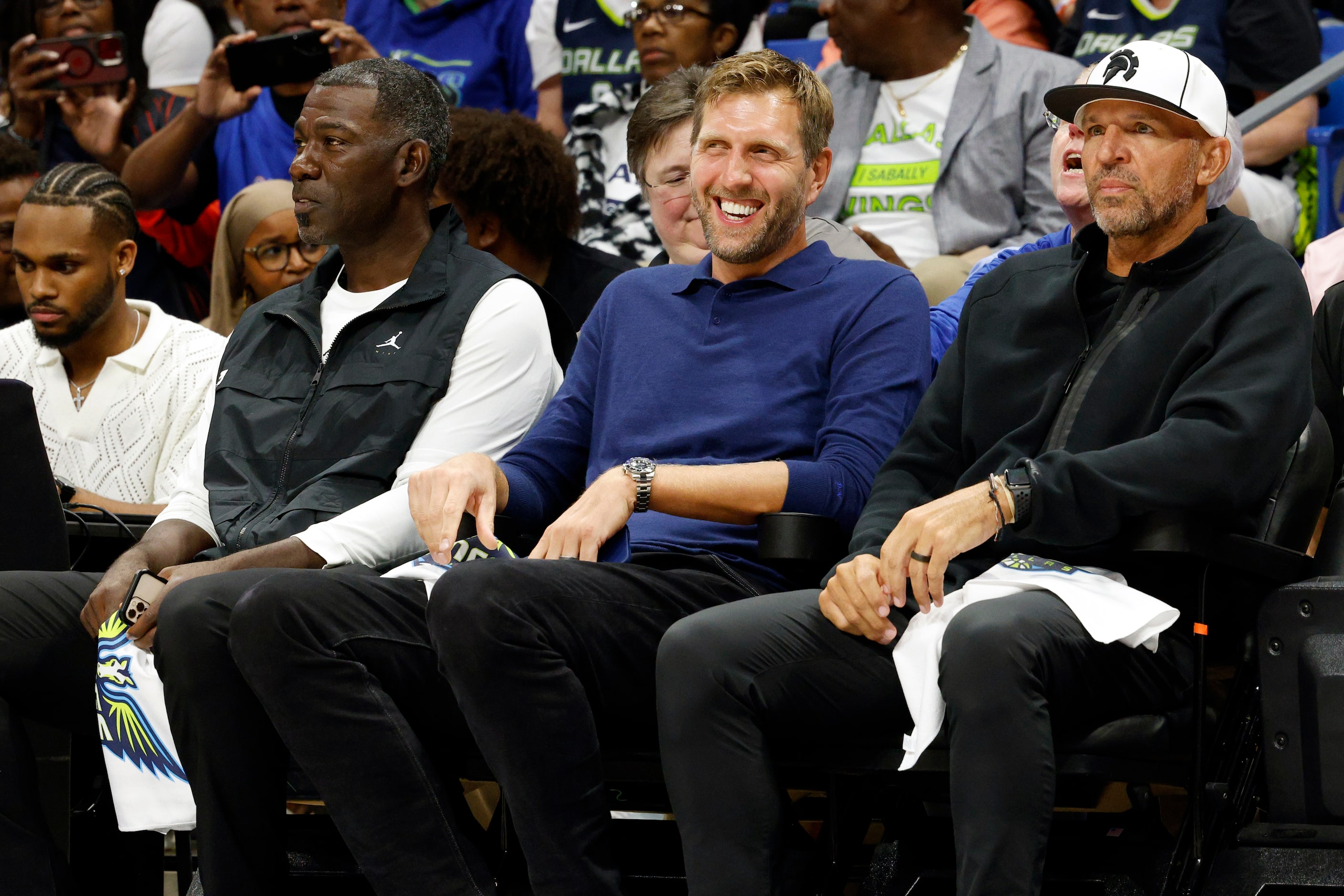 From left, Dallas Mavericks assistant general manager Michael Finley, Pro Basketball Hall of...