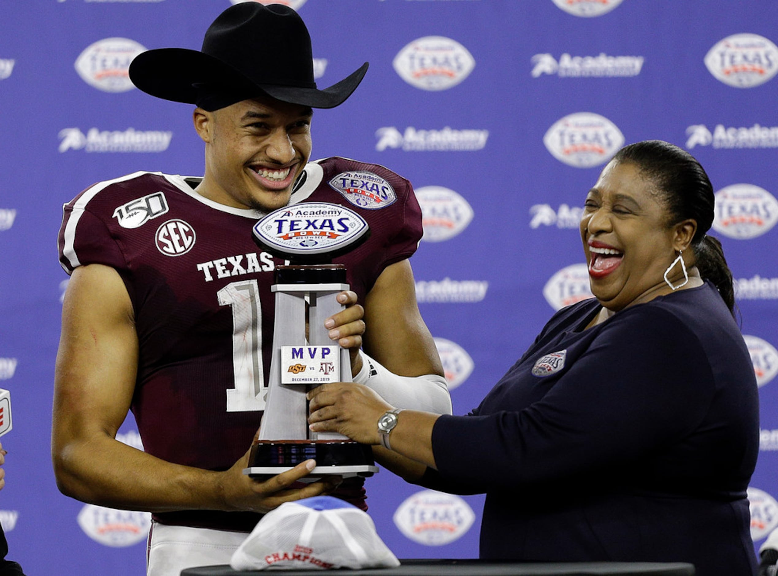 Photos: Kellen Mond dons cowboy hat, Texas A&M players give Jimbo Fisher a  Gatorade bath after Texas Bowl win vs. Oklahoma State