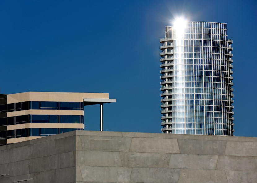 Museum Tower's obtrusive glare is a civic embarrassment.