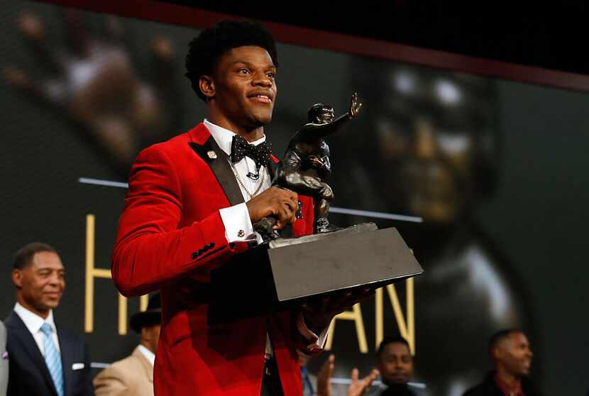 NEW YORK, NY - DECEMBER 10:  Quarterback Lamar Jackson of the Louisville Cardinals poses...