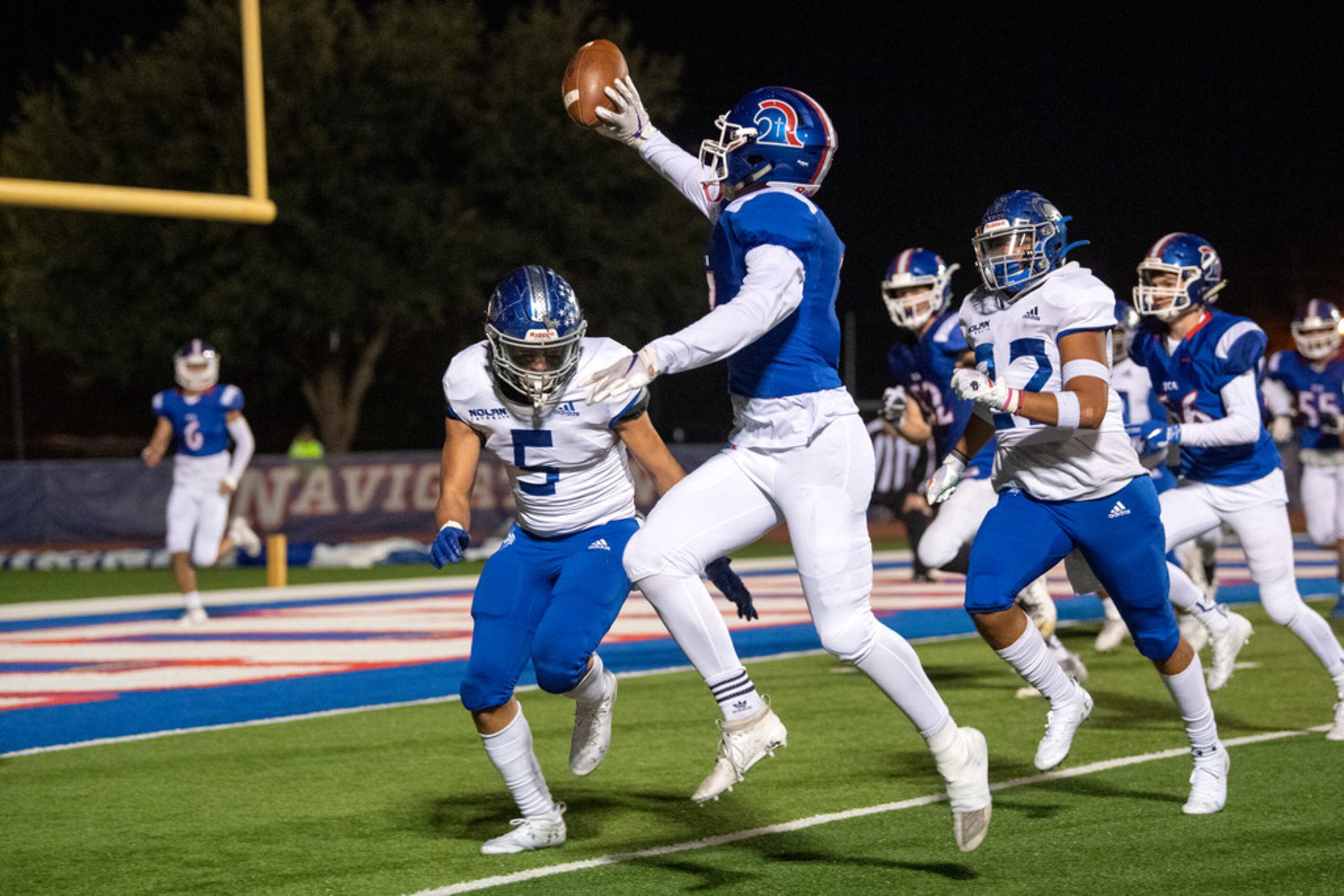 TCA-Addison running back Markus Schumacher (7) pitches a touchdown pass over Fort Worth...