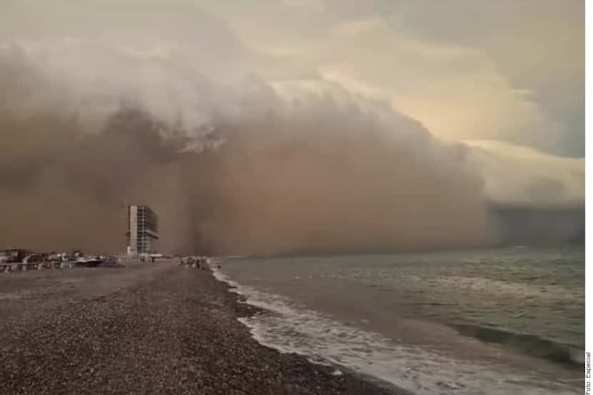 Una tormenta de arena azotó de manera sorpresiva el puerto de Guaymas.
La Comisión Estatal...