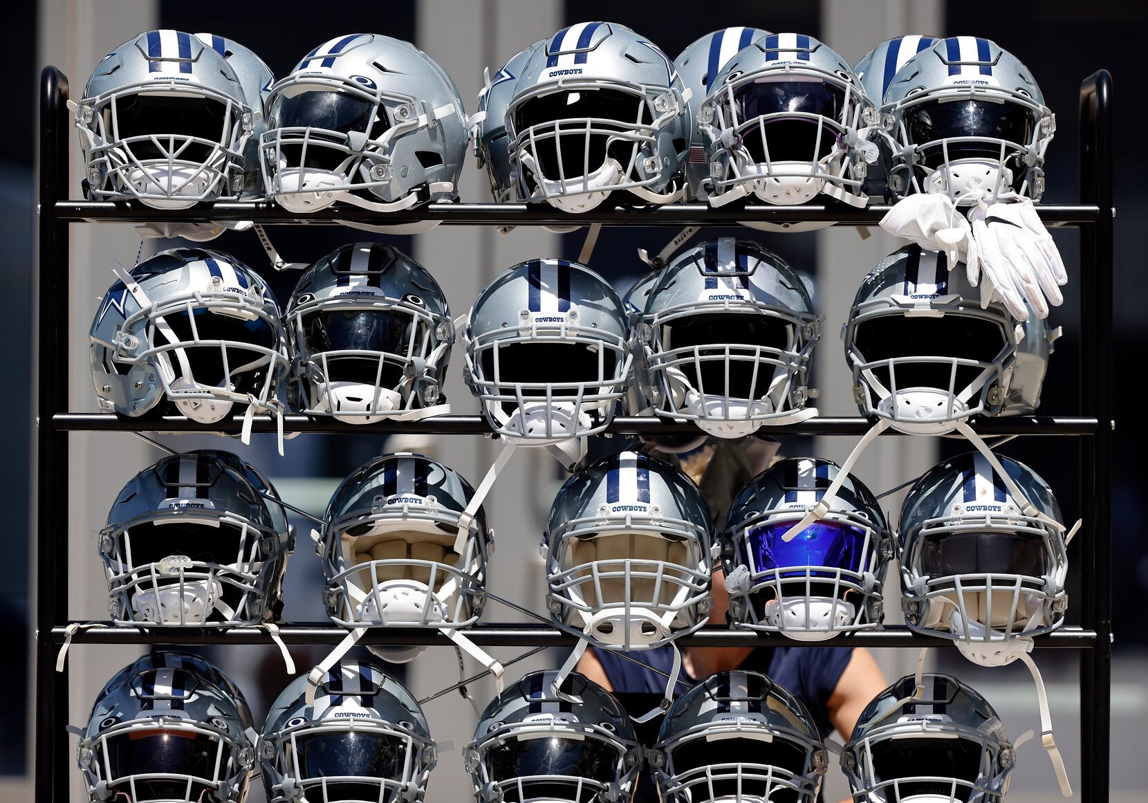 Dallas Cowboys Finalize Their 53-Man Roster for 2021, Livestream