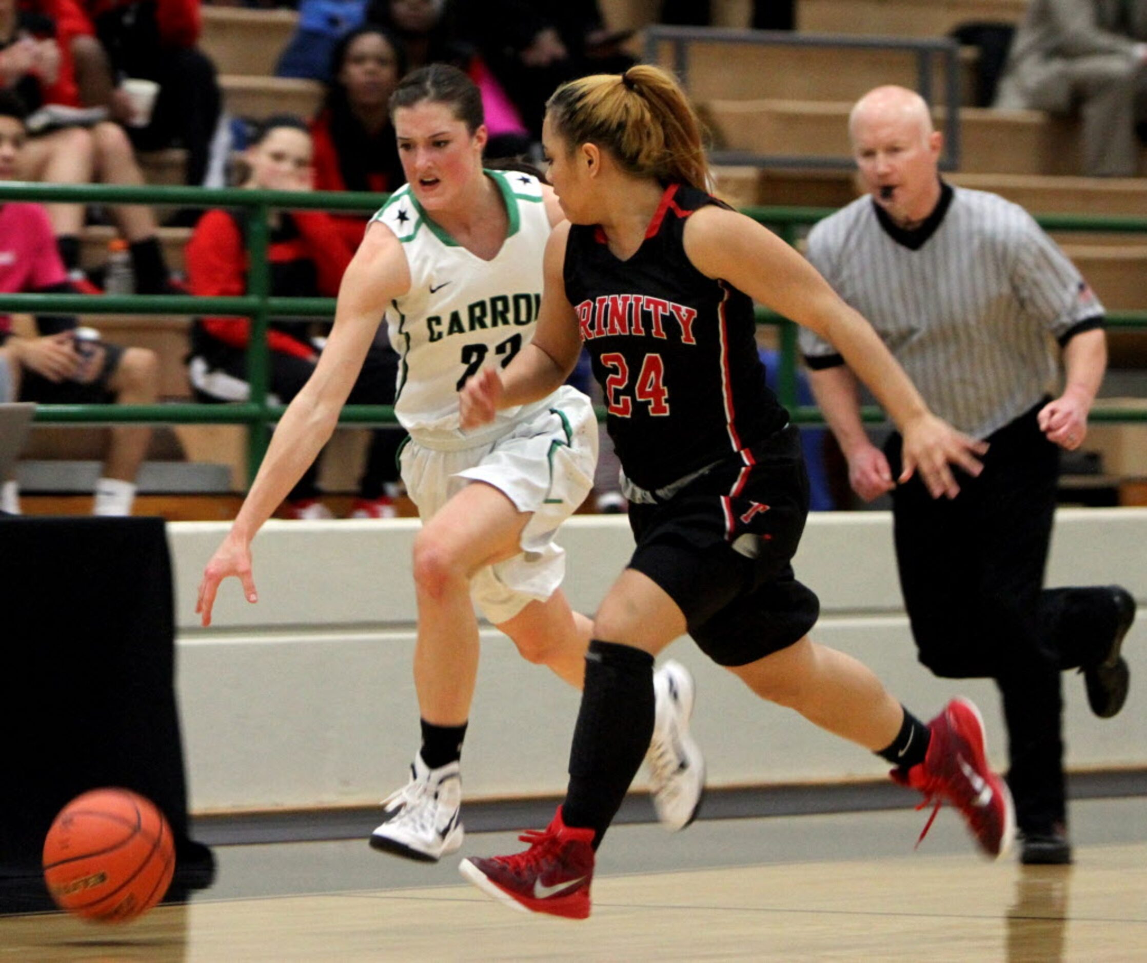 Southlake Carroll forward Priscilla Smeenge (23) races down the court on a fast break as...