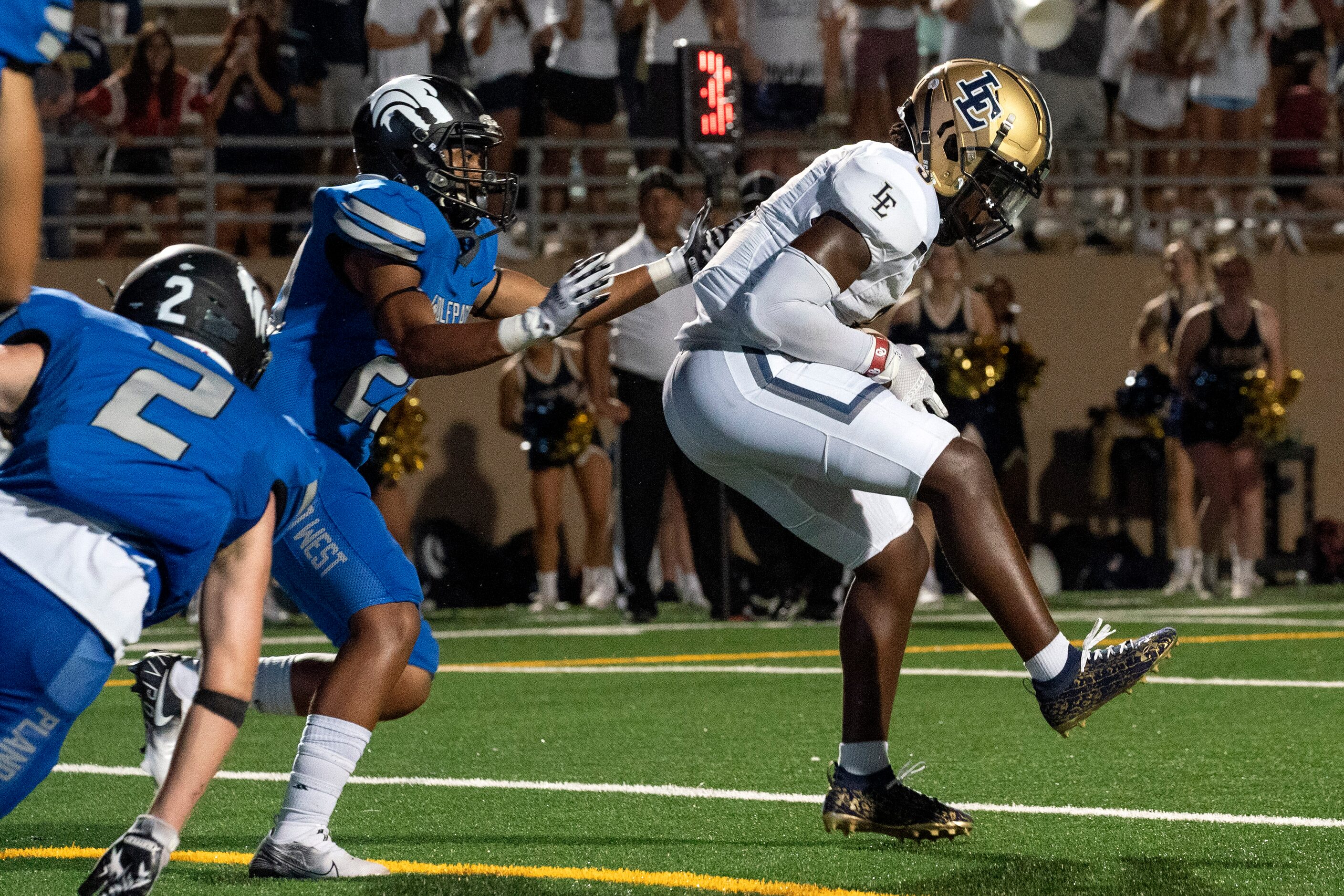 Little Elm senior wide receiver Vashawn Thomas III (3) makes the catch on a go-ahead...