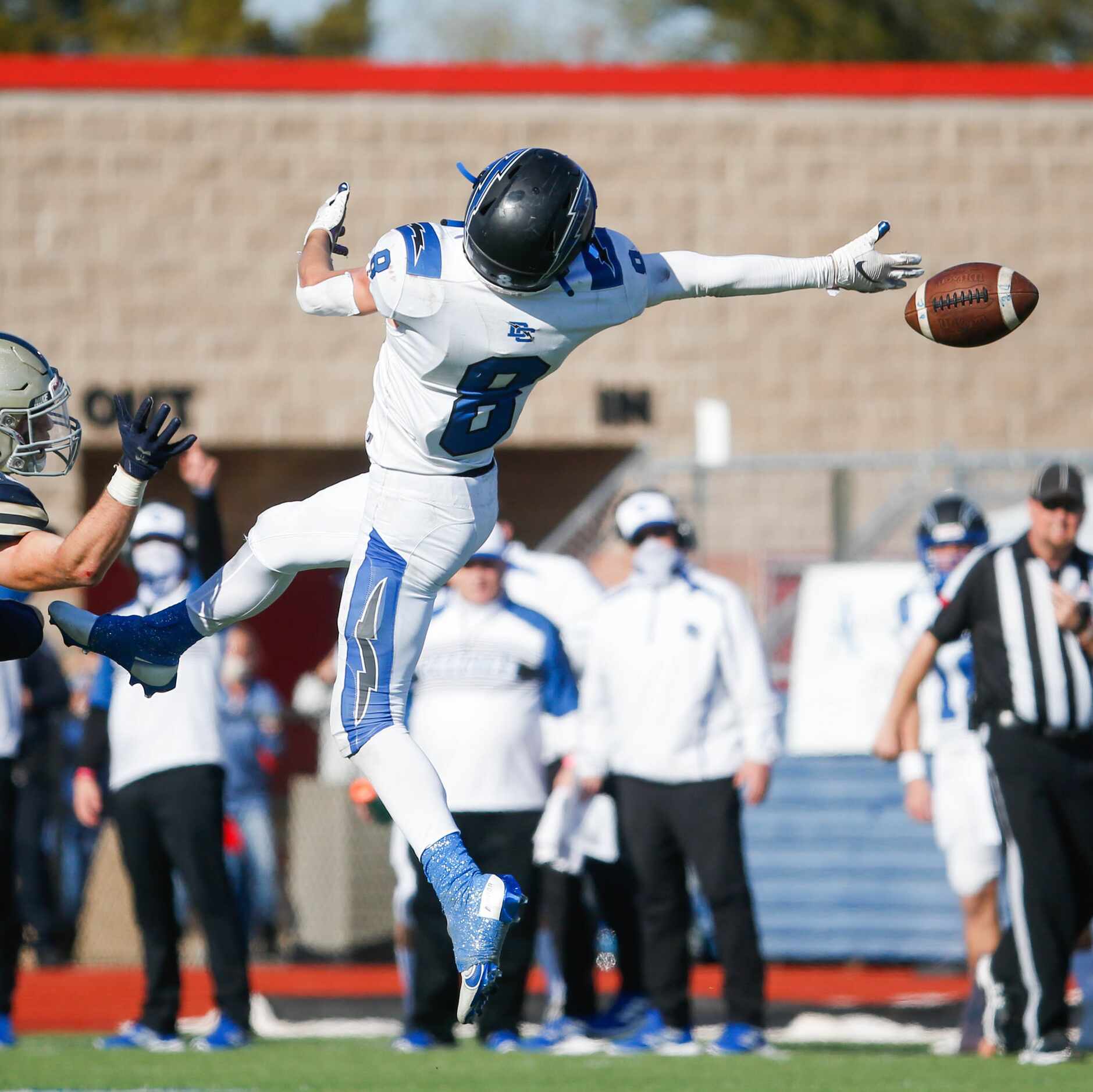 Dallas Christian's Parker Robertson (8) fails to catch a pass  during the fourth quarter of...