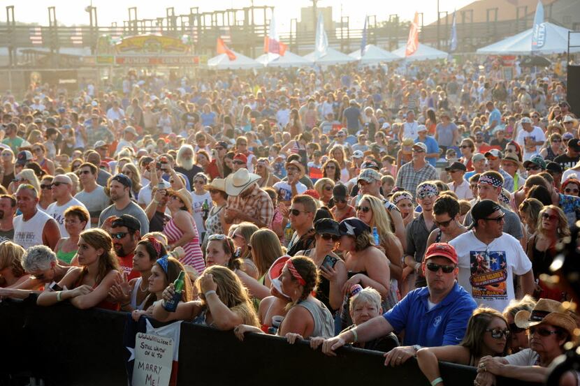 The crowd at last year's Willie Nelson picnic in Fort Worth.