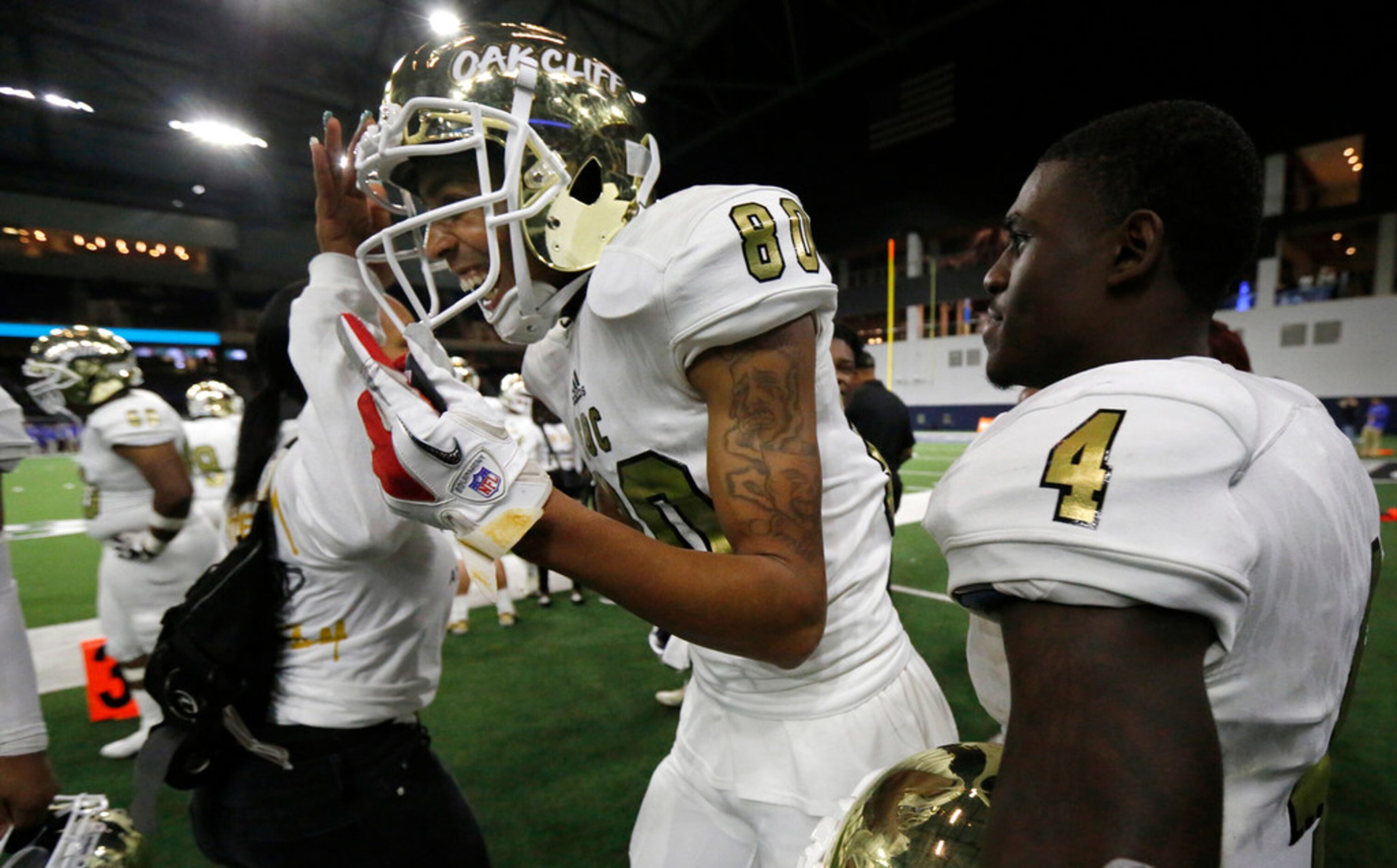 South Oak Cliff wide receiver Tracie Hicks (80) celebrates his fourth quarter touchdown...