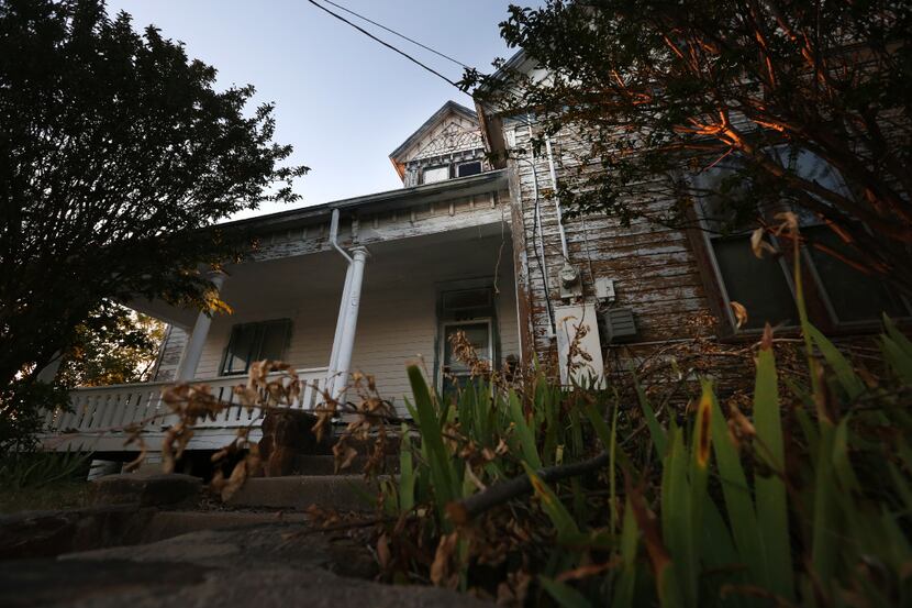 The Haunted Hill House in Mineral Wells is for sale. 