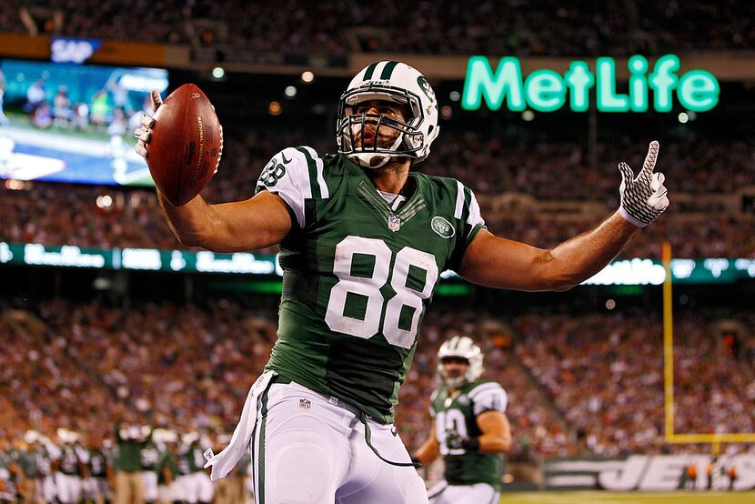 EAST RUTHERFORD, NJ - AUGUST 22:  Tight end Jace Amaro #88 of the New York Jets celebrates a...