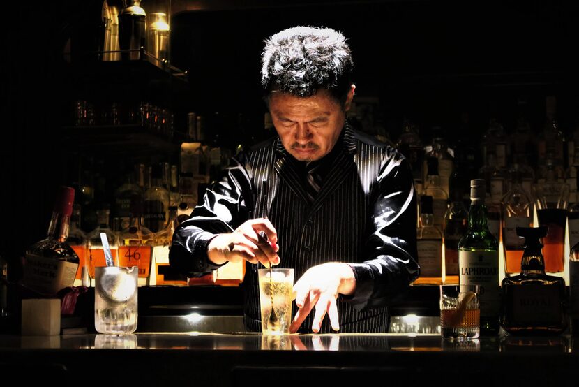 At Apollo Bar in Tokyo, Hidenori Komatsu's highball preparation involves dancelike grace and...