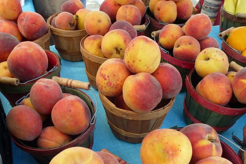 La Esperanza had Texas peaches on its table last year at the West Plano Farmers Market. 