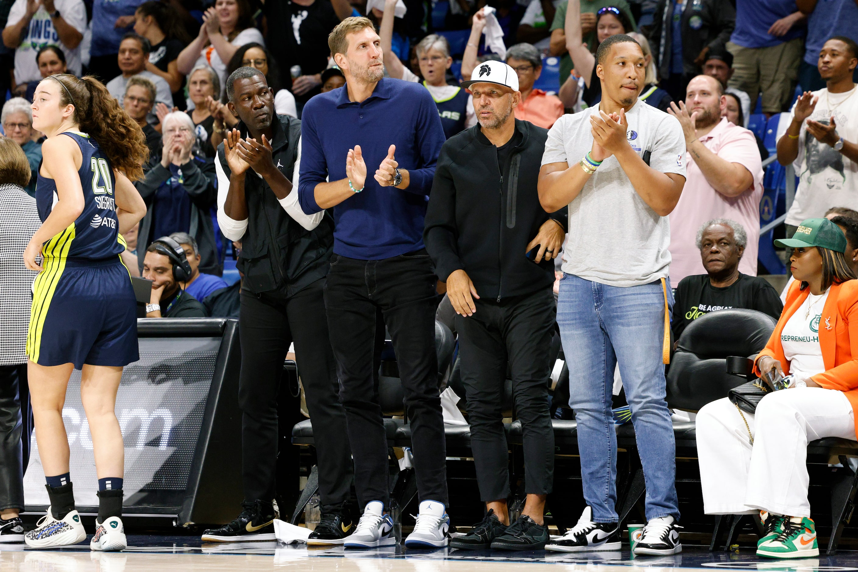 From left, Dallas Mavericks assistant general manager Michael Finley, Pro Basketball Hall of...