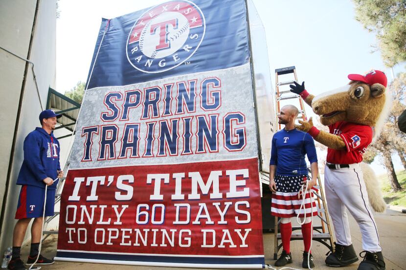 10 things to know about the Rangers before spring training: Who's playing  for a contract? Who could break out?