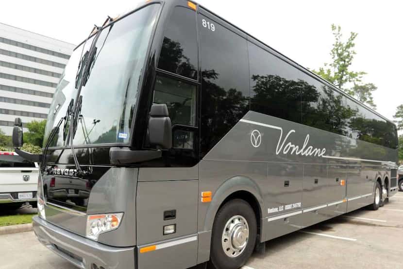 Vonlane’s signature experience includes WiFi, cabin service and other amenities.
