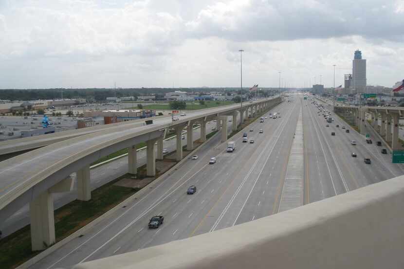 
The new I-10 Katy Freeway in Houston has 26 lanes, including frontage roads. Despite that...