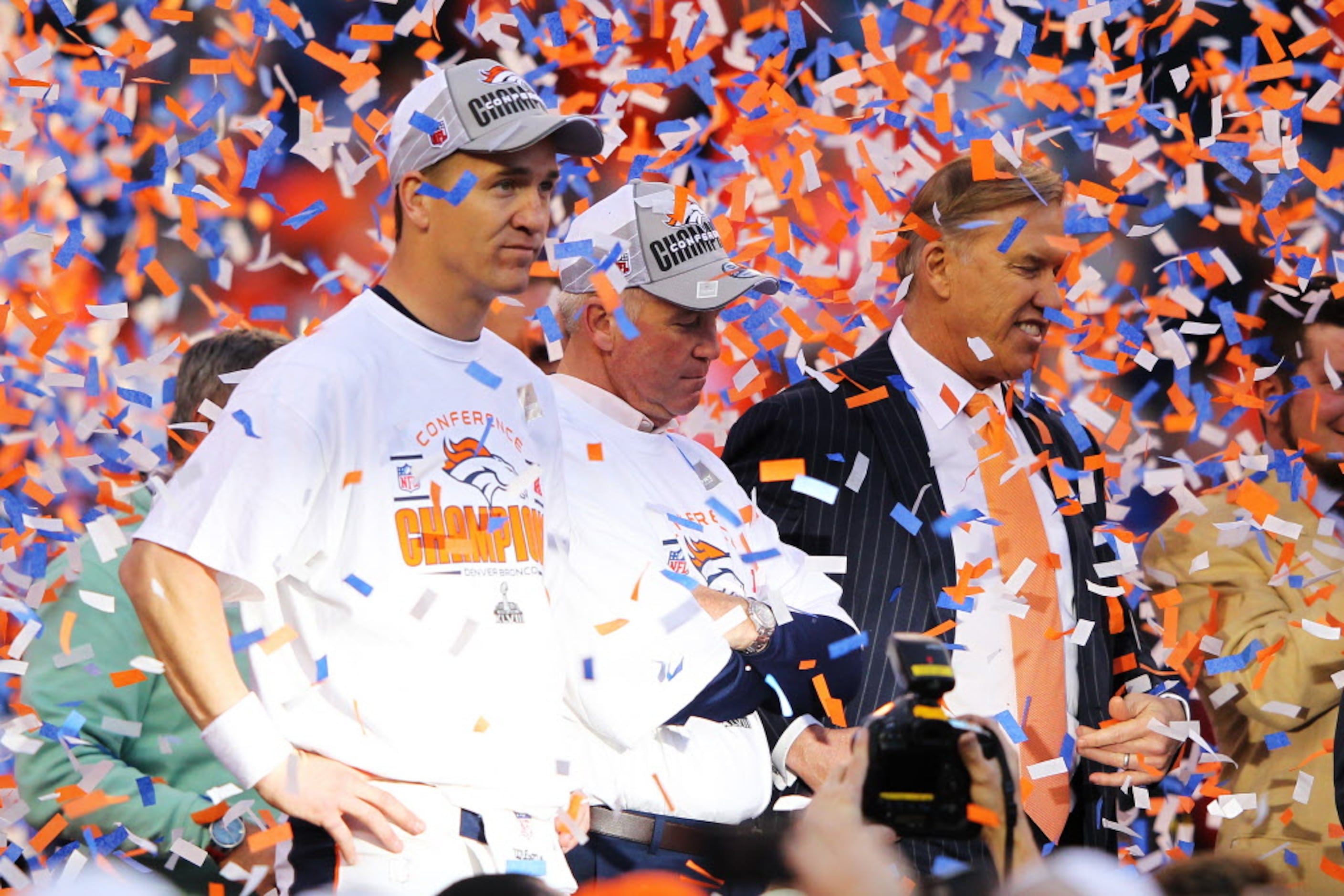 Peyton Manning, Broncos beat Patriots 26-16 to reach Super Bowl