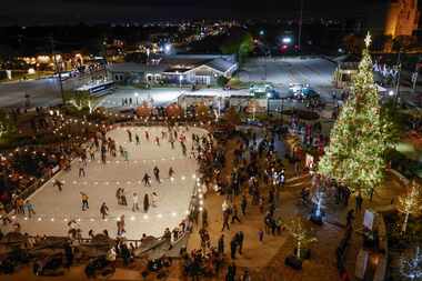 Grapevine es conocida como la Capital de la Navidad de Texas.