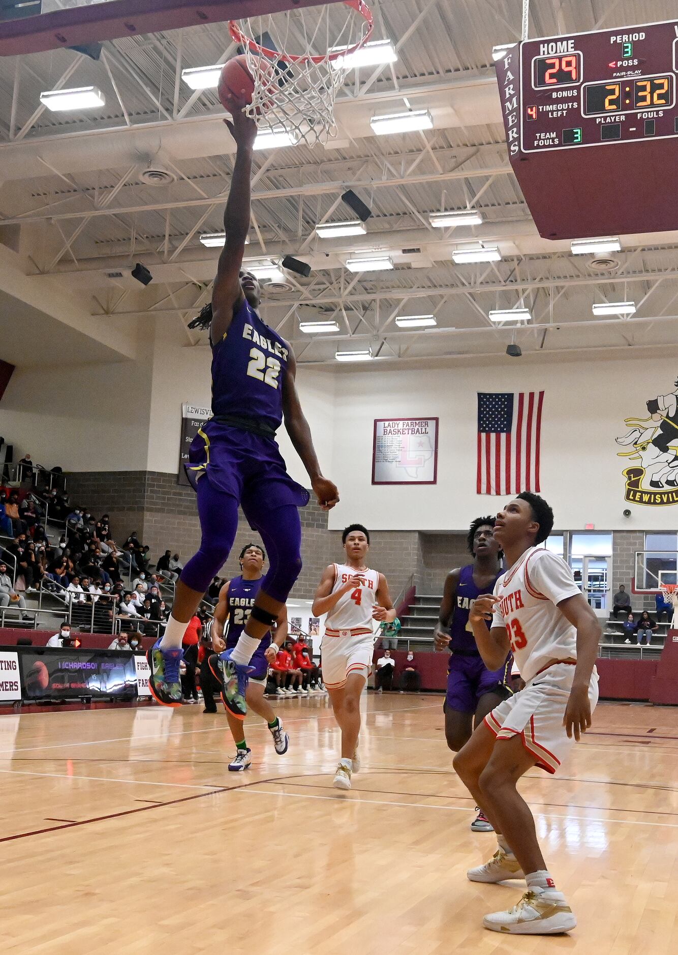 Richardson’s Cason Wallace goes up for a layup in the second half of a boys Class 6A high...