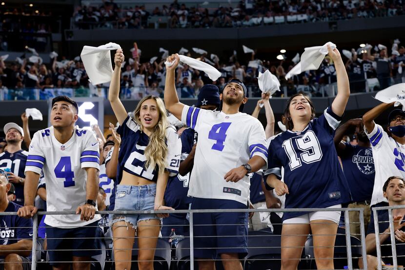 Dallas Cowboys fans are fired up after Dalton Schultz fourth quarter touchdown against the...