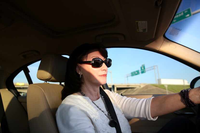 Dawn Humphrey drives into Waco on her way home from her Irving office. (Rose Baca/Staff...