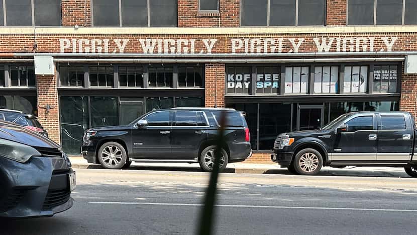 Piggly Wiggly remains on a building in the 1100 block of South Akard  in Dallas. 