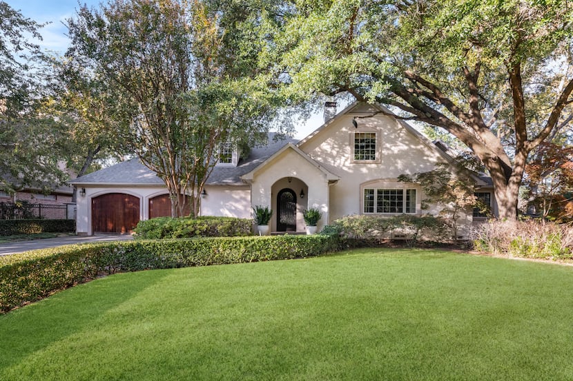 Take a look at the home at 4415 Gloster Road in Dallas.