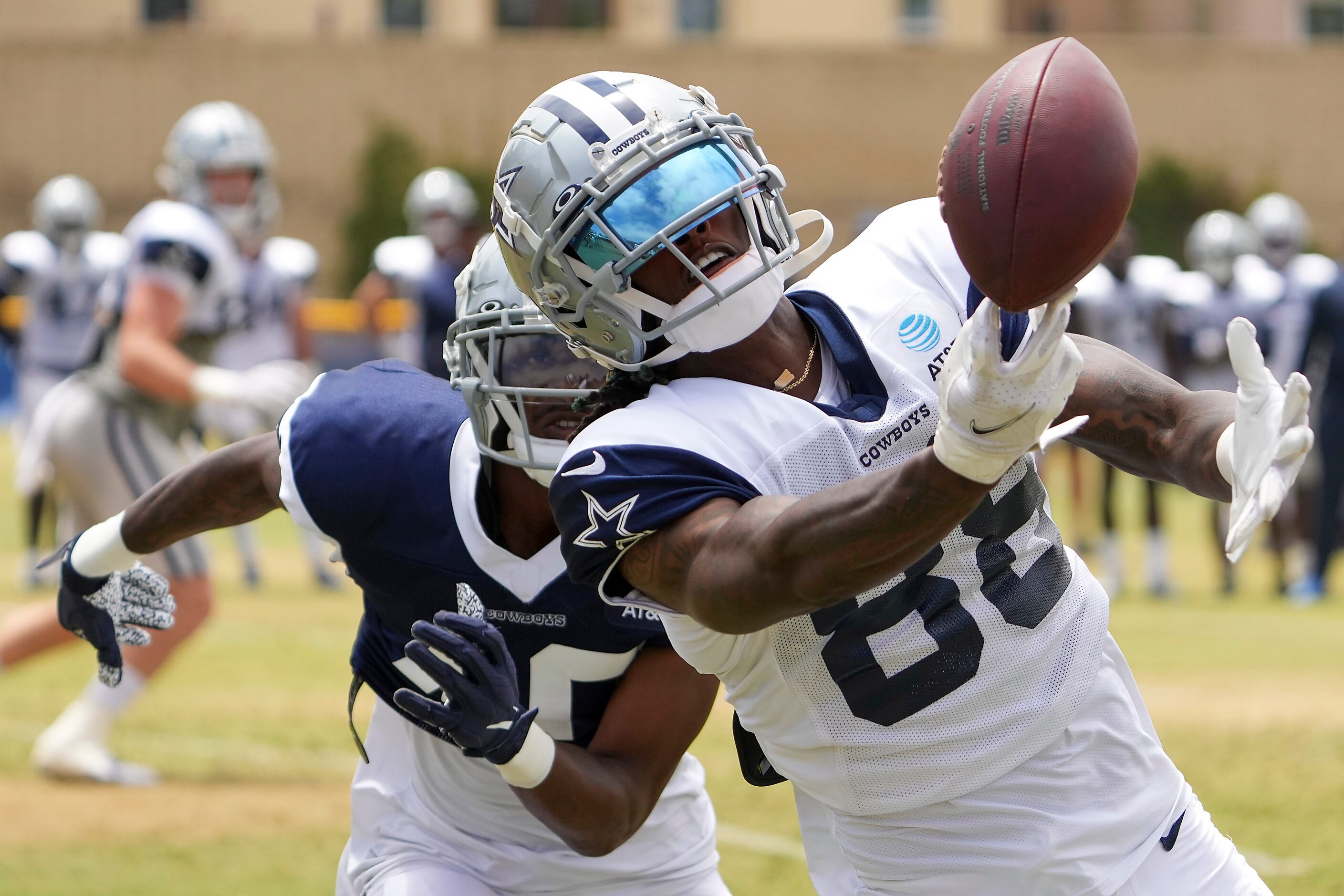 Dallas Cowboys wide receiver CeeDee Lamb (88) makes a catch for a Dallas Cowboys touchdown...