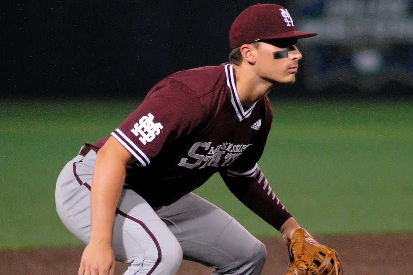 Mississippi State third baseman Justin Foscue (17) waits for the pitch during an NCAA...