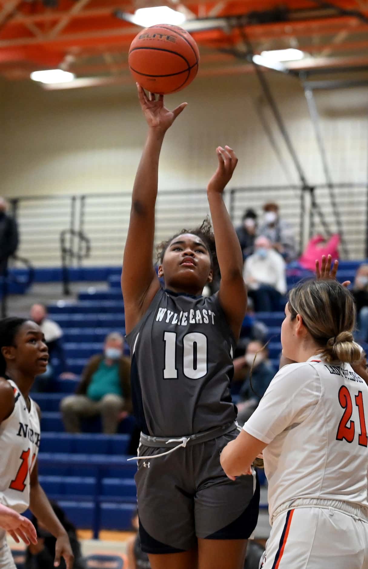 Wylie East’s Keyera Roseby (10) shoots in the second half during a girls basketball game...