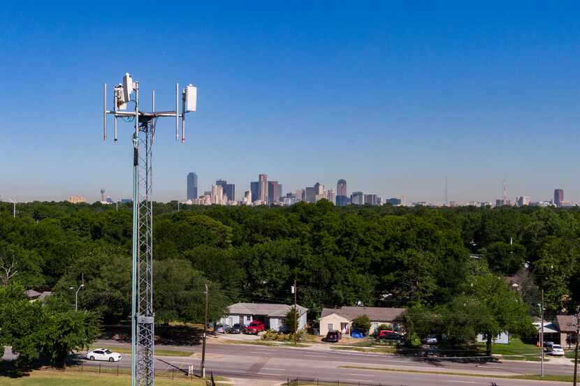 Dallas ISD installed a tall WiFi antenna at Lincoln High School to broadcast an internet...