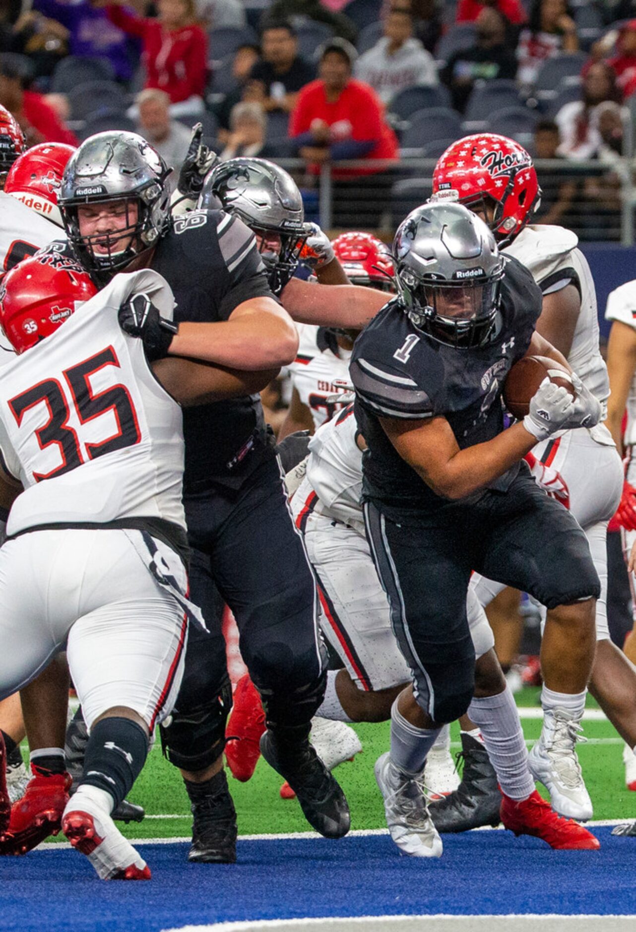 Denton Guyer running back Kaedric Cobbs (1) crosses into the end zone during the final...