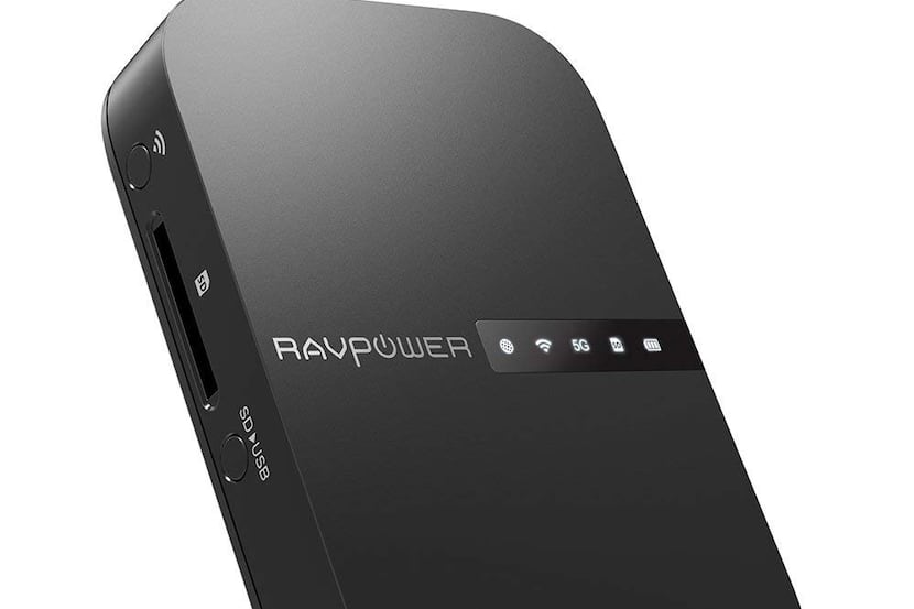 The Ravpower Filehub 2019 AC750 Wireless Travel Router