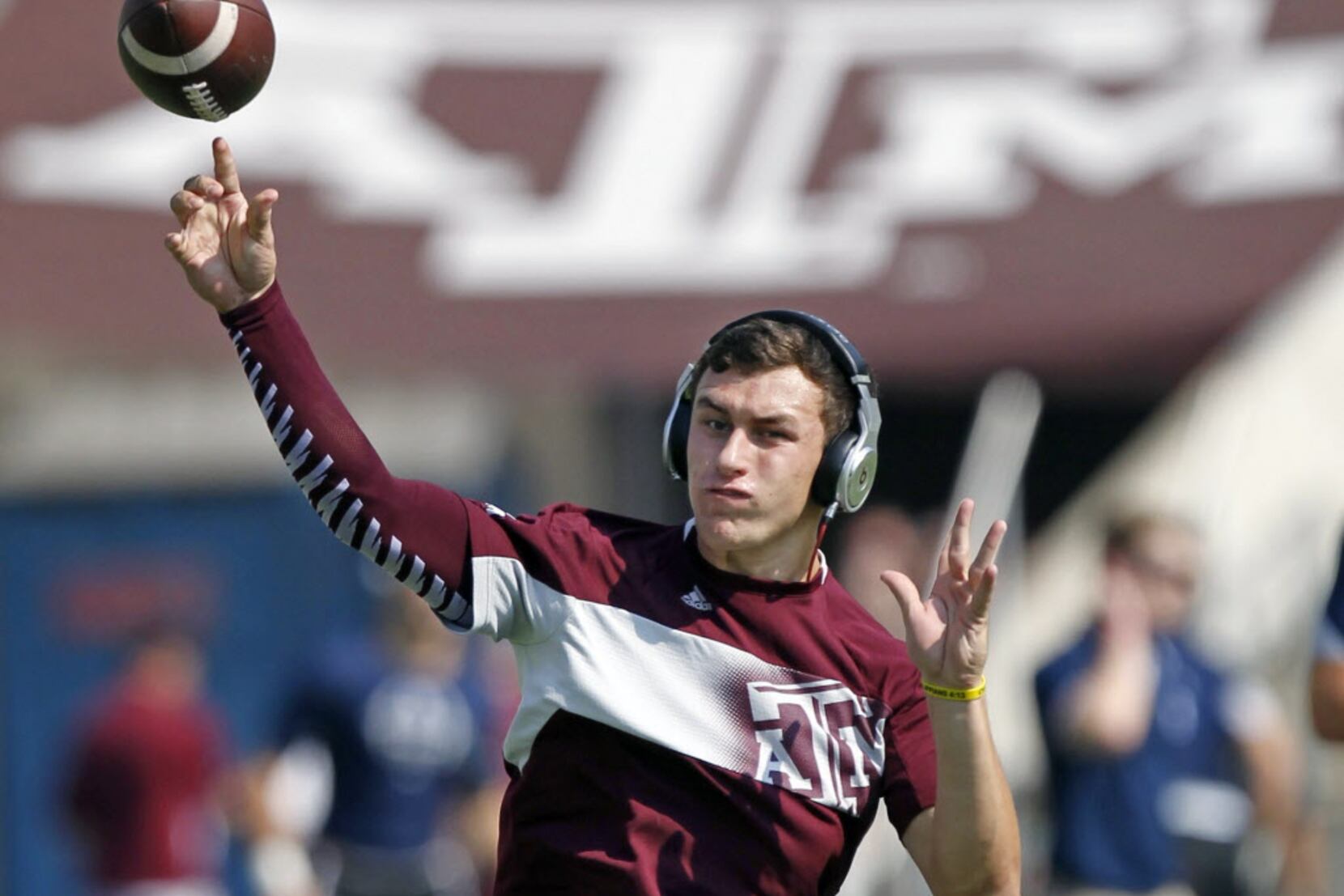 Johnny Manziel NFL's No. 1 selling jersey