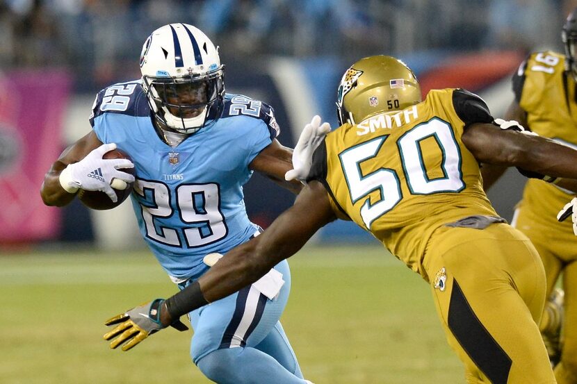 FILE - In this Oct. 27, 2016, file photo, Tennessee Titans running back DeMarco Murray (29)...