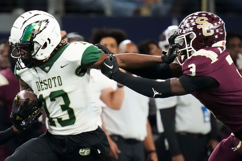 DeSoto wide receiver Daylon Singleton (13) pushes past Humble Summer Creek Brandon Jones (3)...