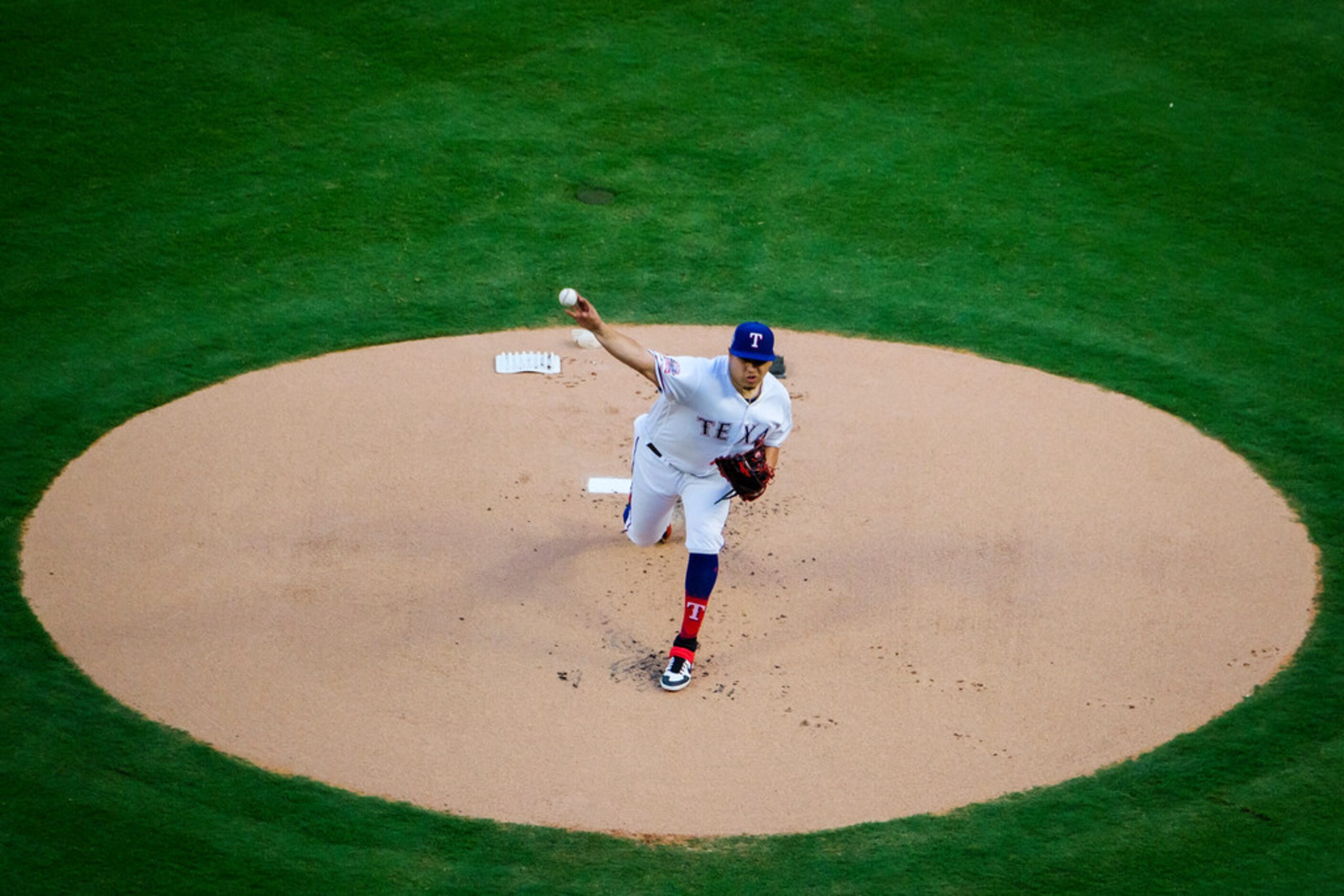 Texas Rangers pitcher Ariel Jurado pitches during the first inning against the Tampa Bay...