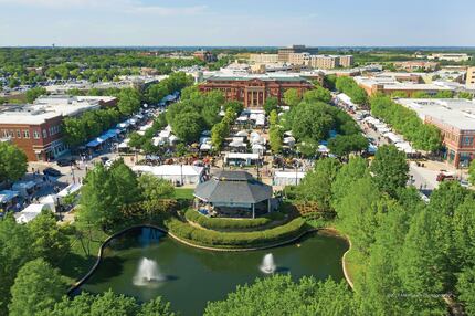 Southlake Town Square during Art in the Square