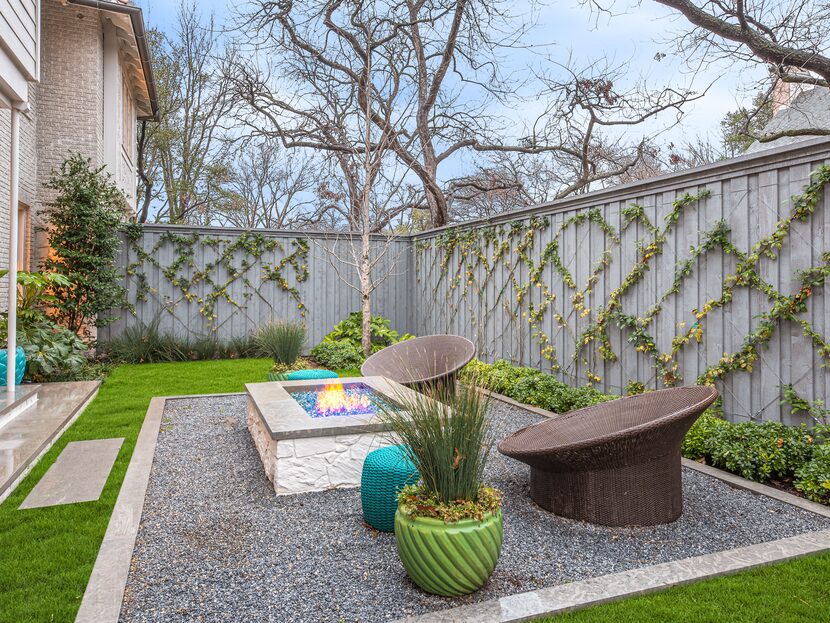 Fire pit seating area