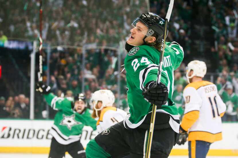Dallas Stars left wing Roope Hintz (24) celebrates his goal in the first period during game...